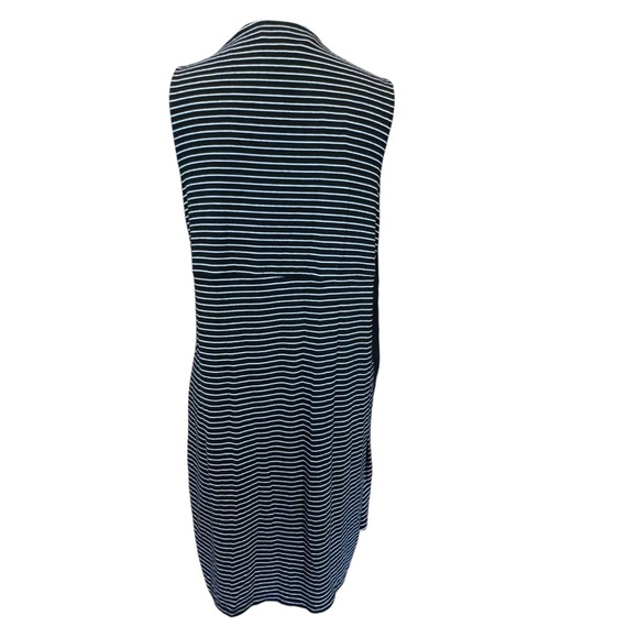 Striped Black and White Sleeveless Dress - Picture 3 of 6